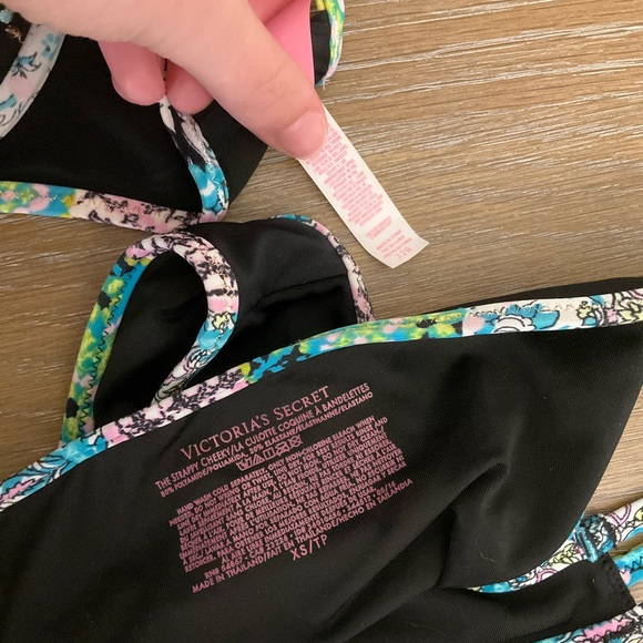 Victoria Secret Bikini - Picture 4 of 4